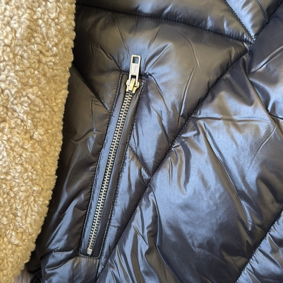 NWT Heartloom Bomber Puffer Jacket Black Size Medium - Picture 4 of 9